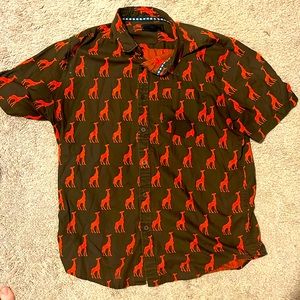 Giraffe-printed polo